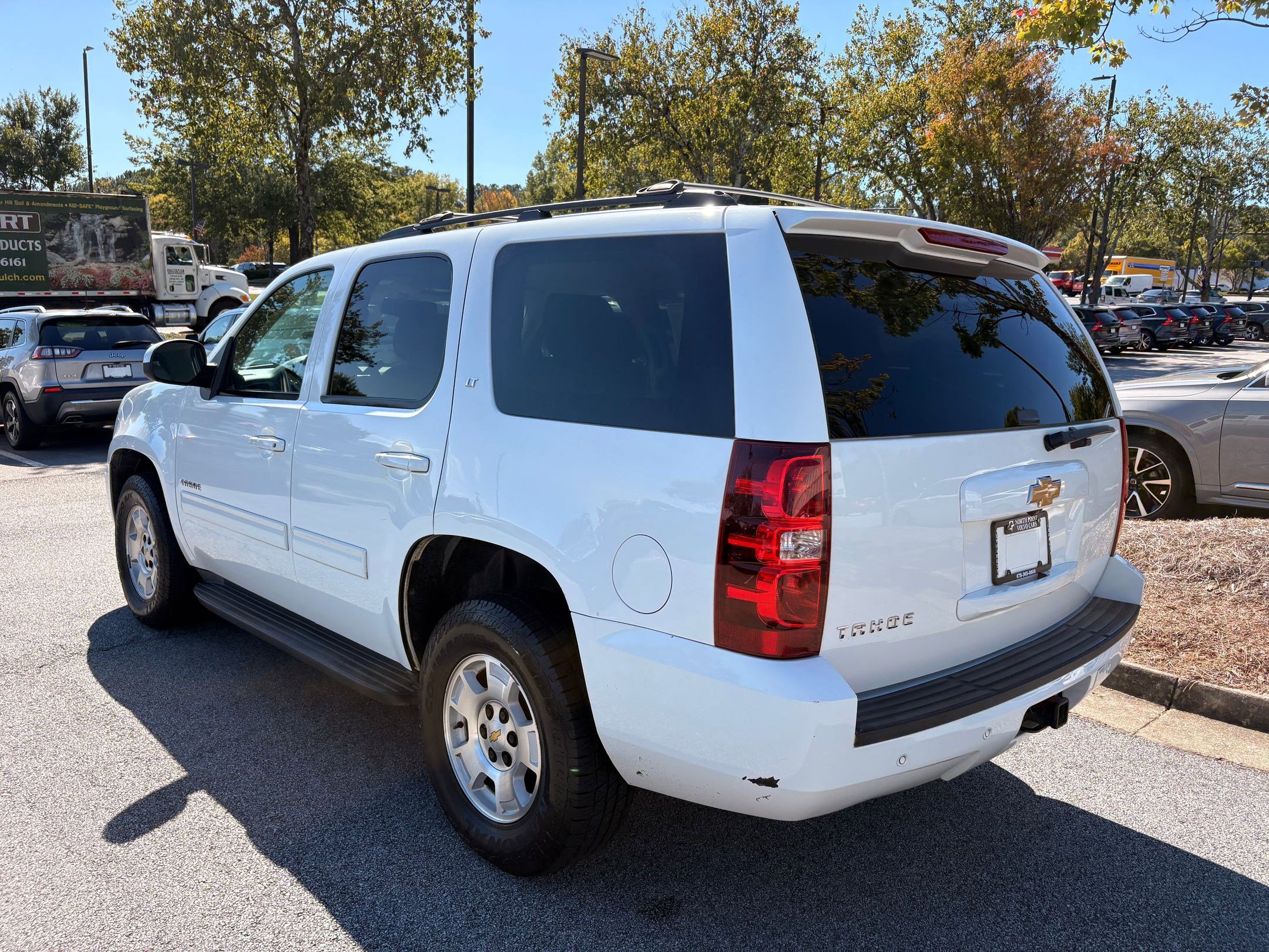 2014 Chevrolet Tahoe LT photo 3