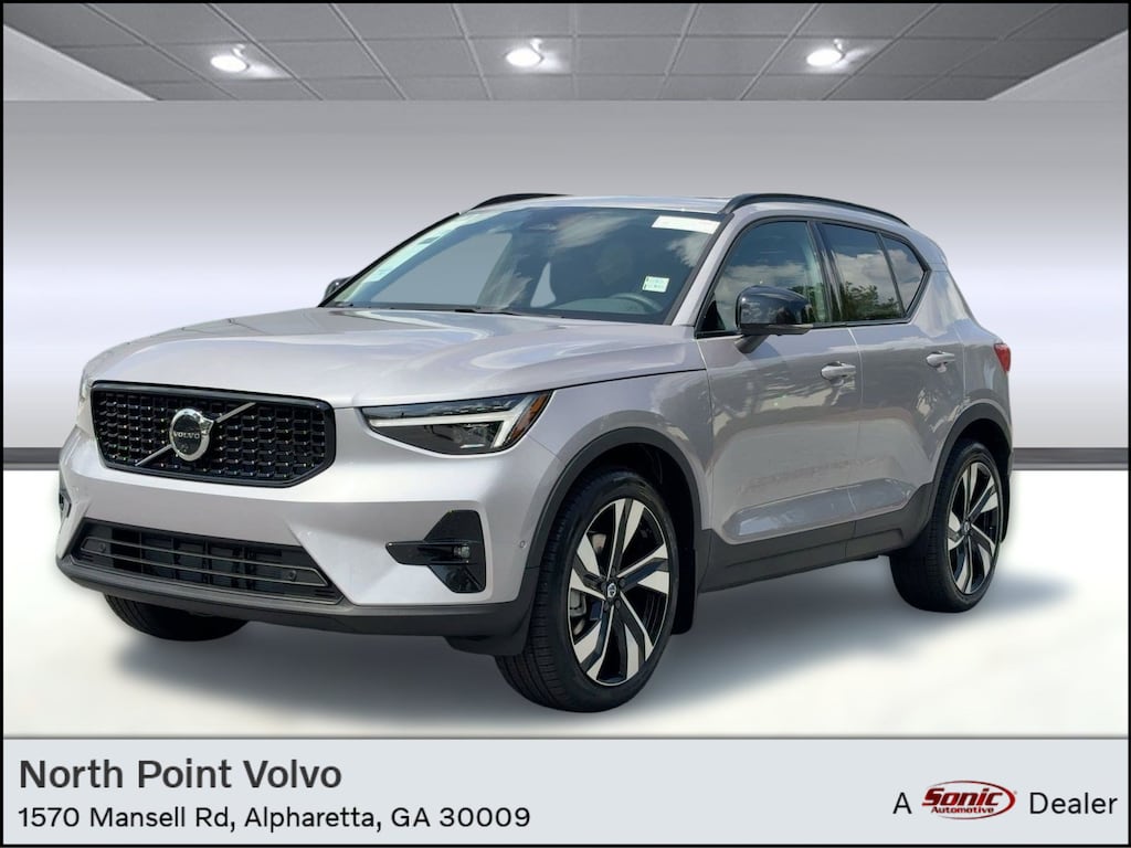 New 2026 Volvo XC40 B5 Ultra SUV