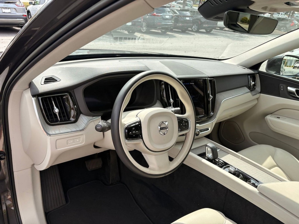 Certified 2023 Volvo XC60 Recharge Plug-In Hybrid T8 Plus T8 eAWD PHEV Plus Bright Theme