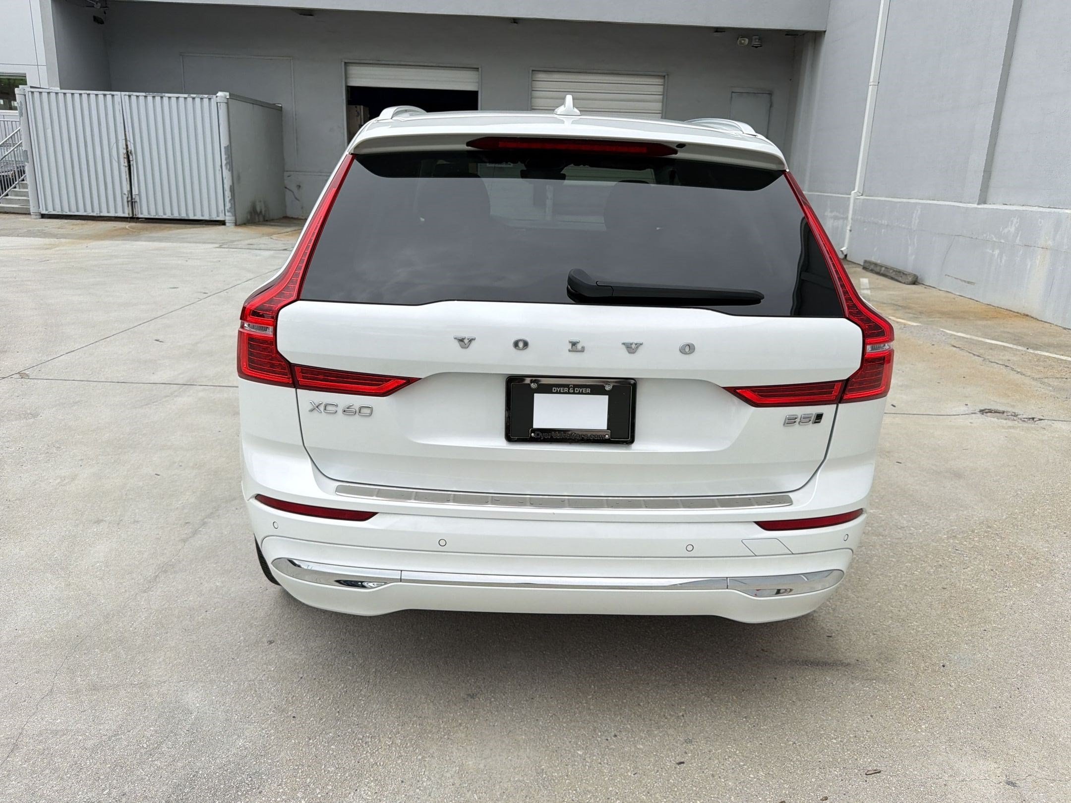 2023 Volvo XC60 Ultimate - Photo 10