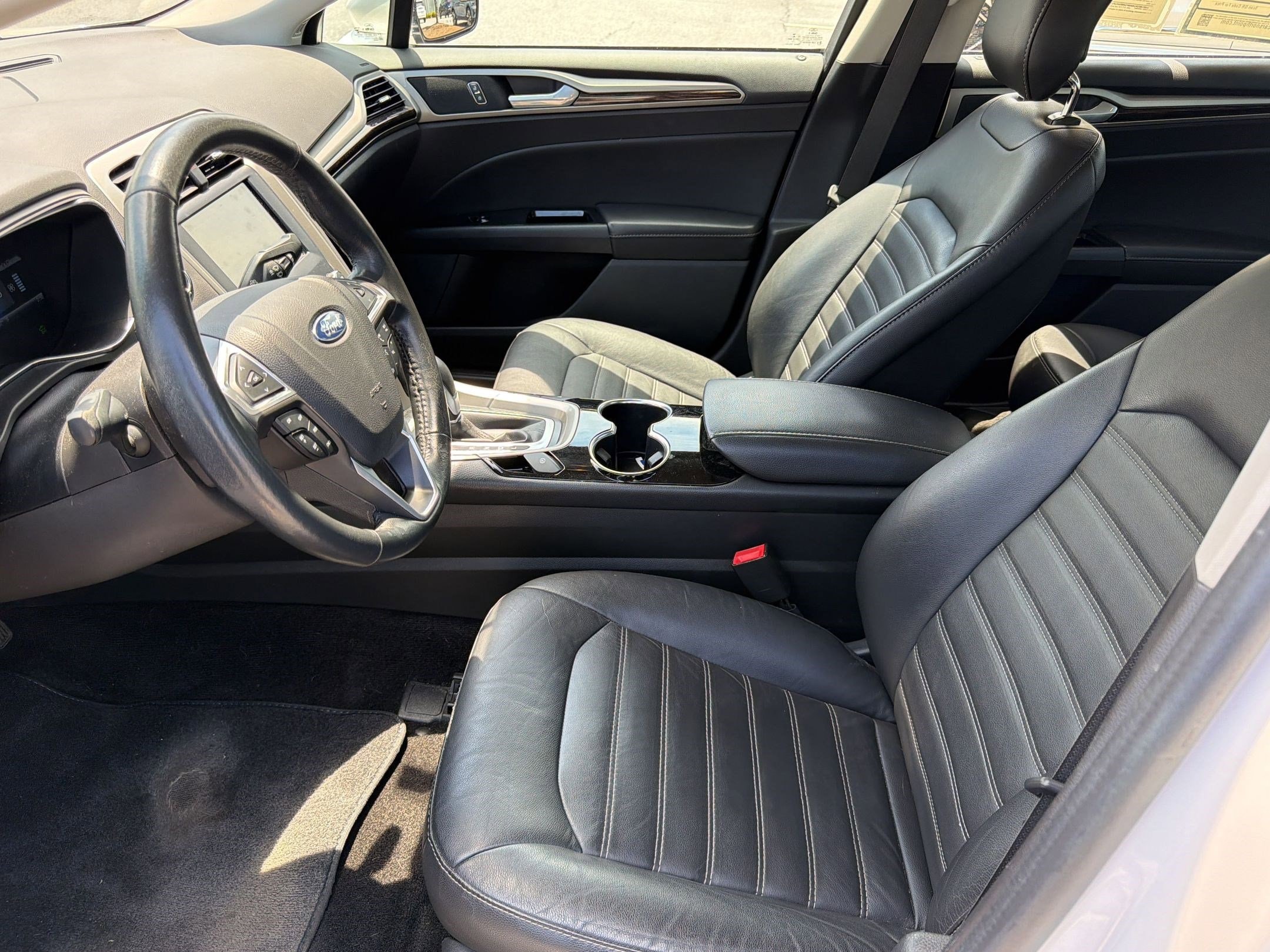 Fusion Energi SE Luxury Sedan