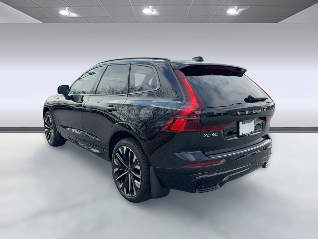 New 2026 Volvo XC60 B5 Ultra SUV