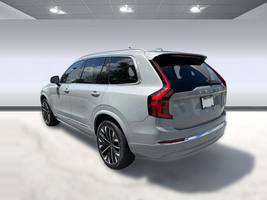 New 2026 Volvo XC90 B6 Plus 7-Seater SUV