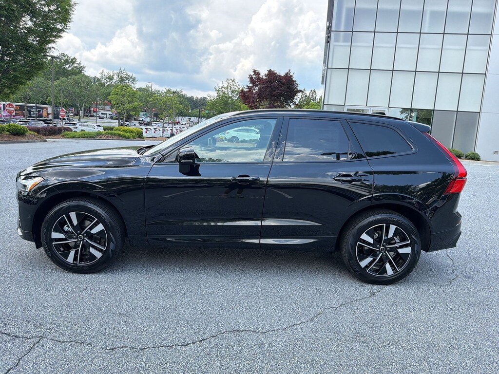 New 2026 Volvo XC60 B5 Plus SUV