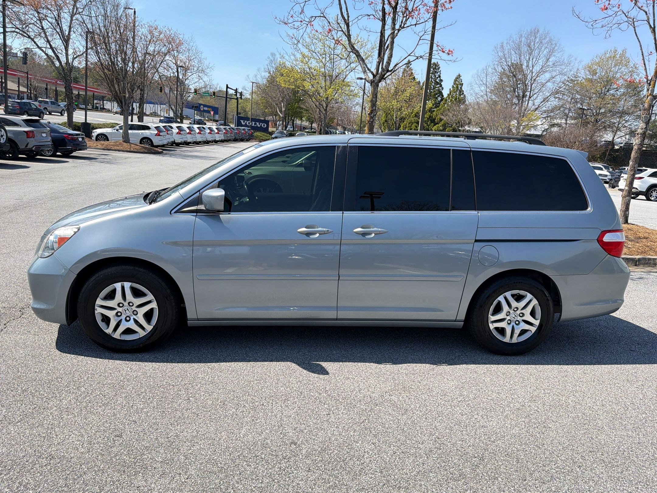 Used 2007 Honda Odyssey EX with VIN 5FNRL38767B137506 for sale in Alpharetta, GA