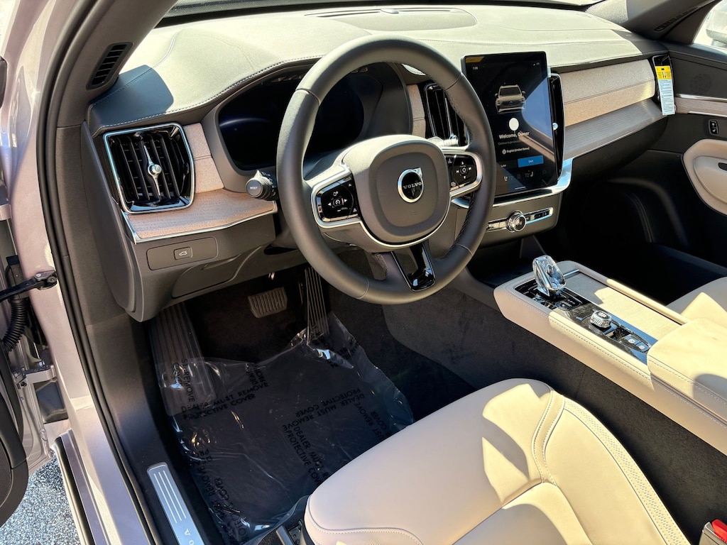 New 2026 Volvo XC90 B5 Core 7 Passenger SUV