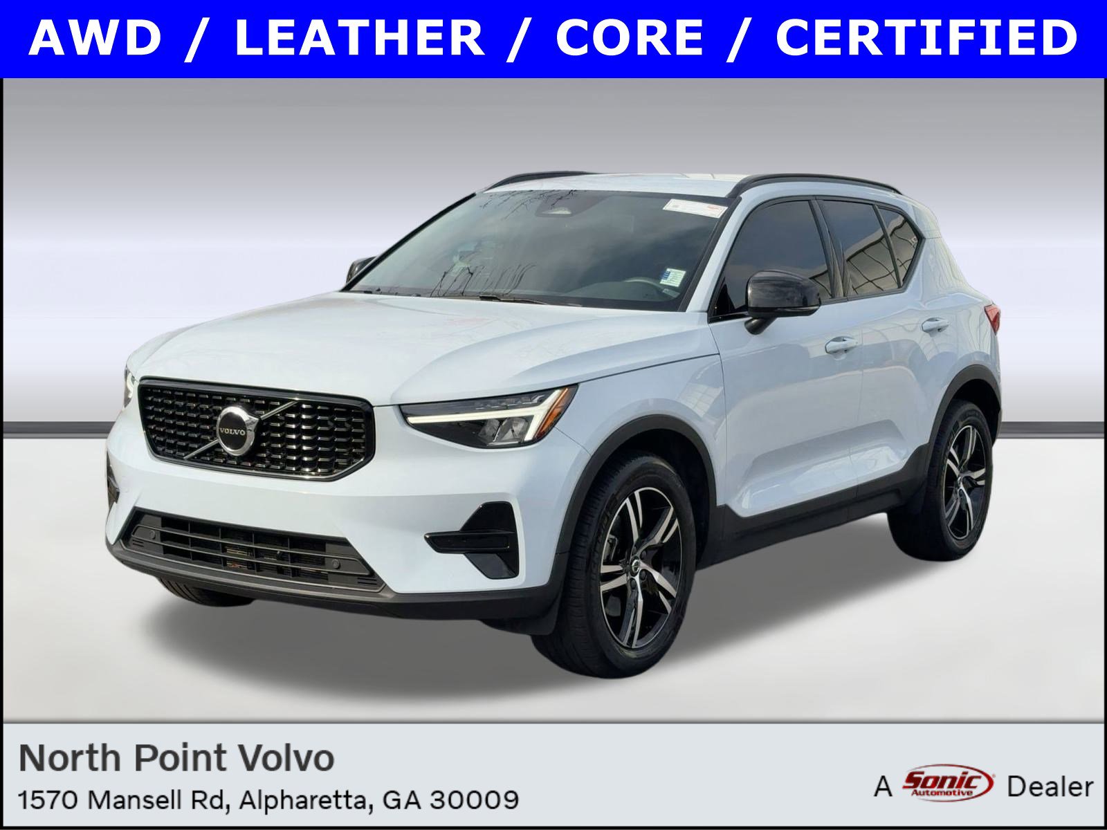 2024 Volvo XC40 Core's photo