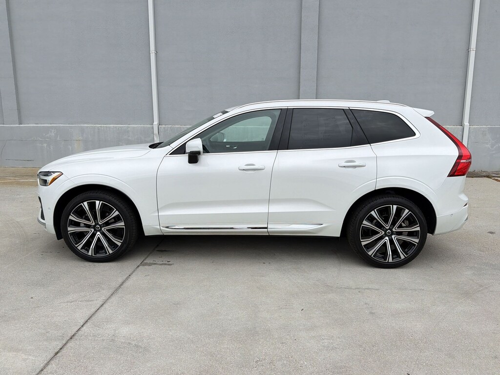 Used 2023 Volvo XC60 Ultimate Bright Theme SUV