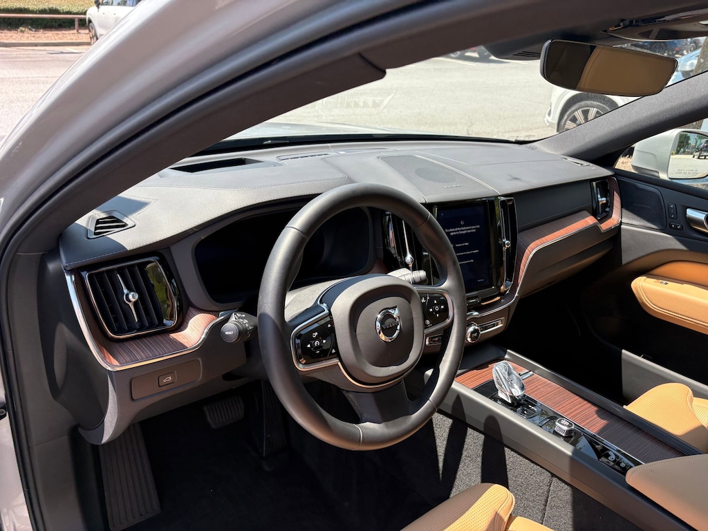 Certified 2023 Volvo XC60 B5 Ultimate B5 FWD Ultimate Bright Theme