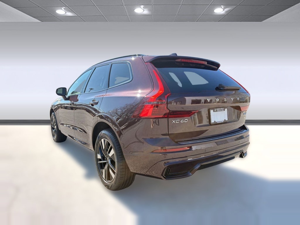 New 2026 Volvo XC60 B5 Plus SUV