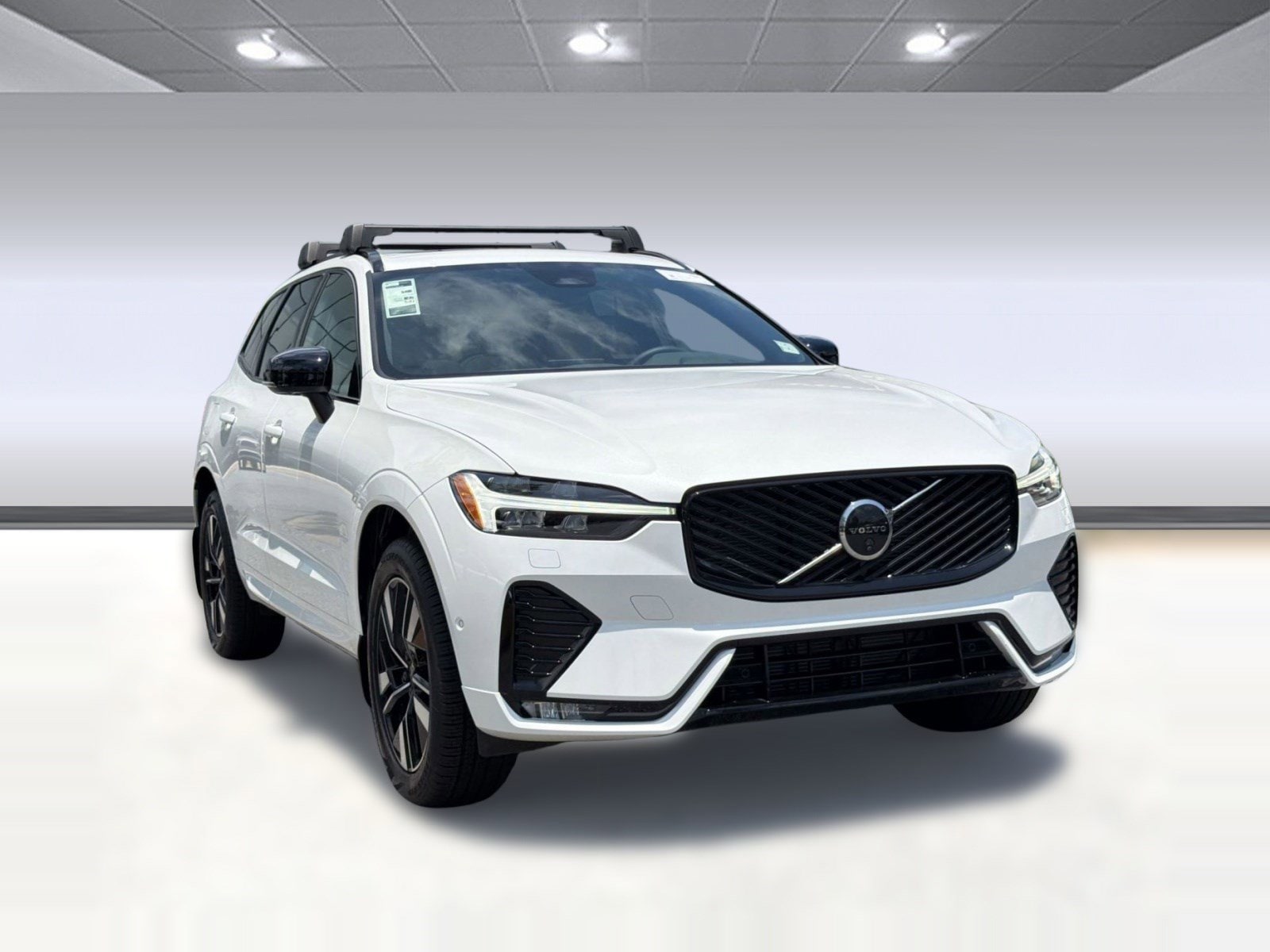 2026 Volvo XC60 Plus - Photo 7