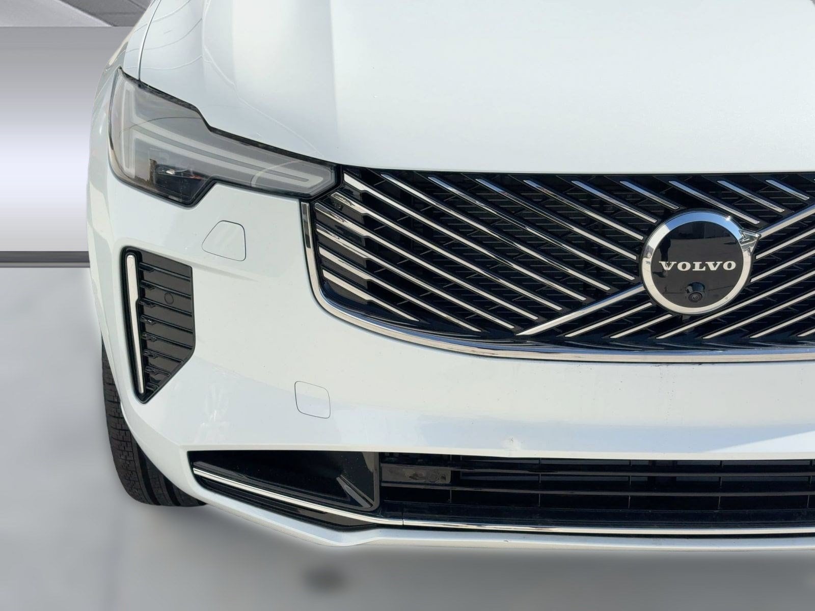 2026 Volvo XC90 Plus - Photo 27