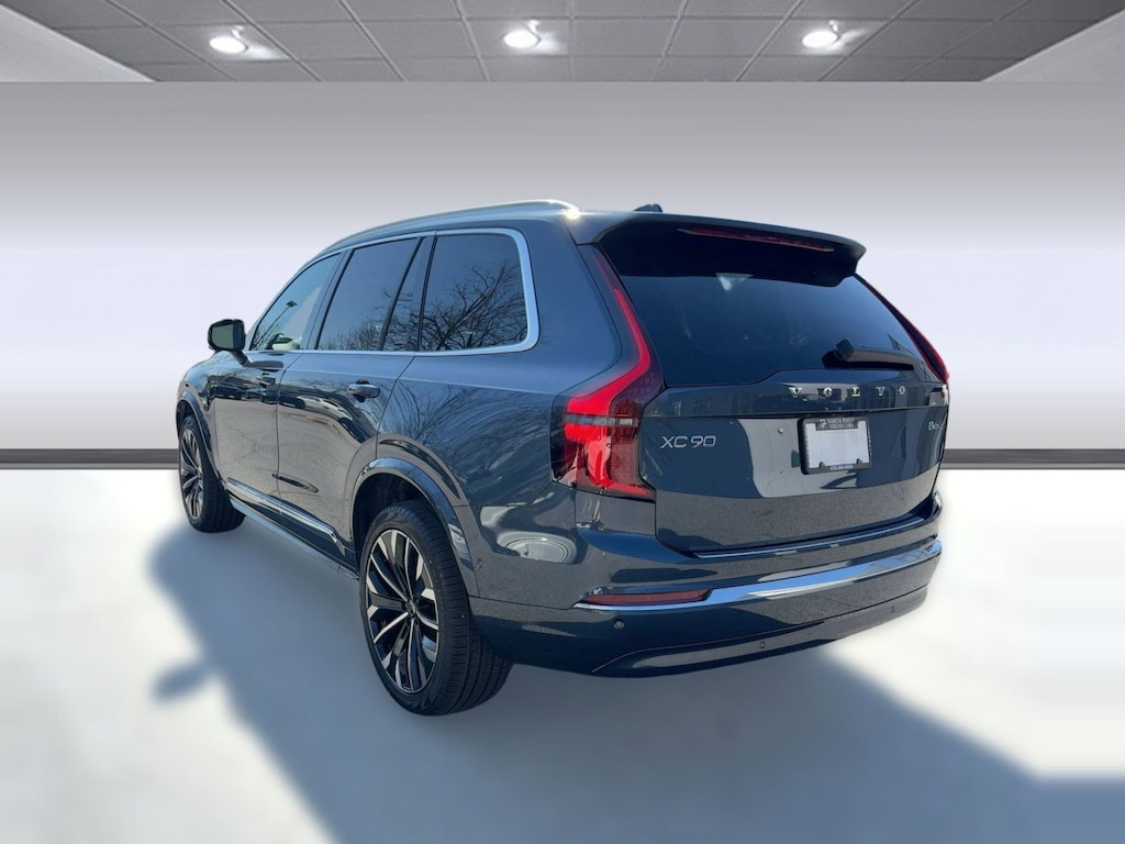 New 2026 Volvo XC90 B6 Plus 7-Seater SUV