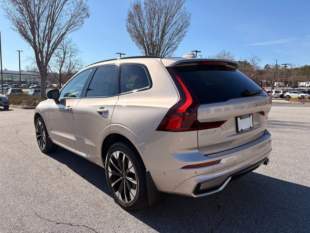 New 2026 Volvo XC60 B5 Plus SUV