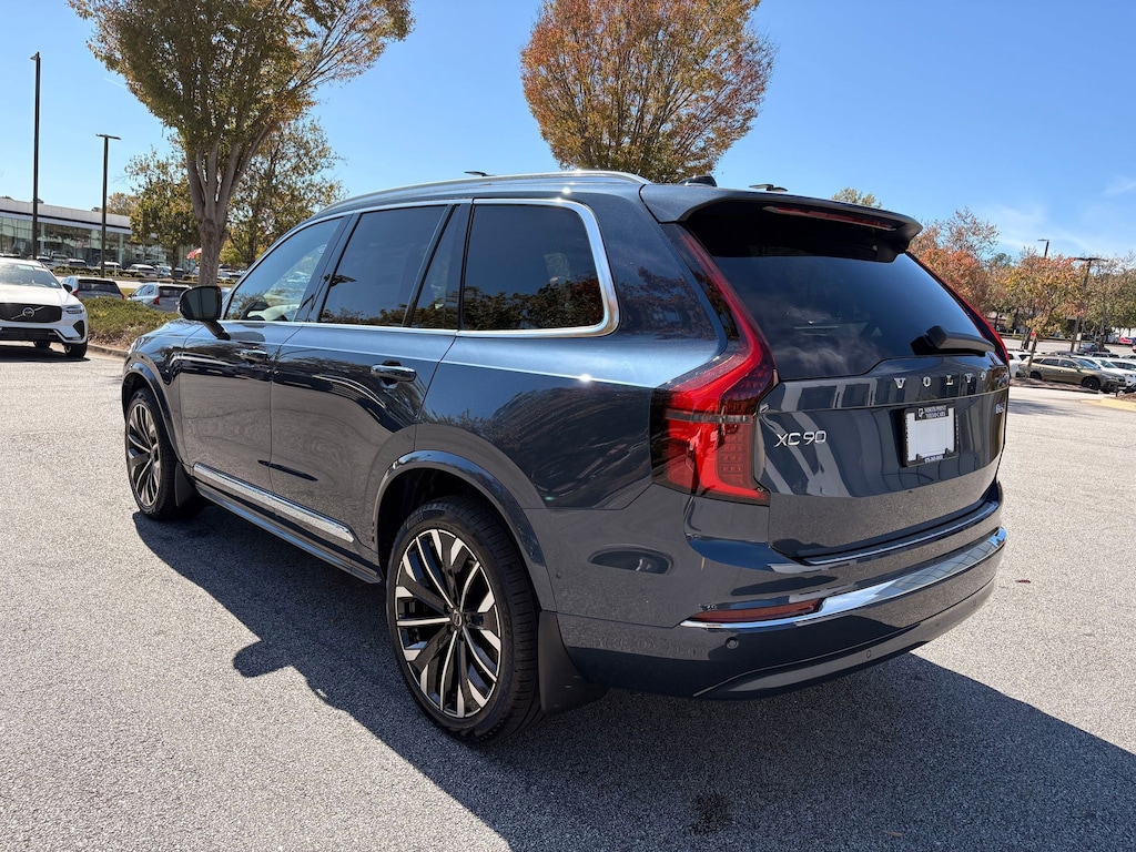 New 2026 Volvo XC90 B6 Plus 7 Passenger SUV