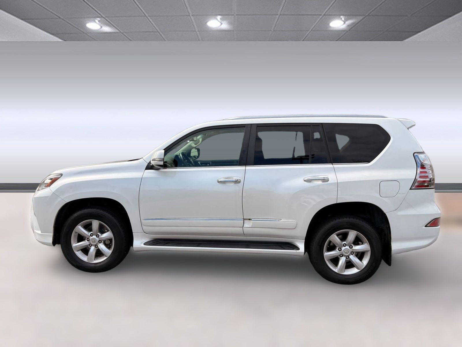 2017 Lexus GX 460 photo 2