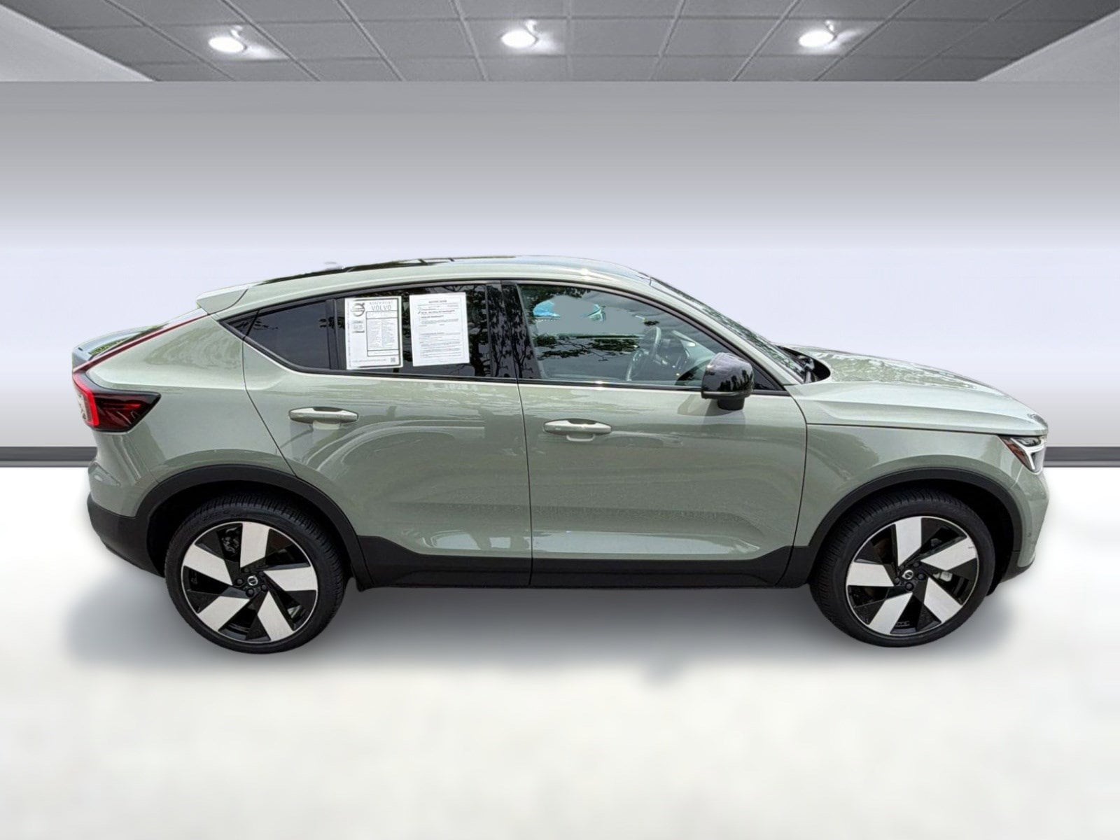 C40 Recharge Pure Electric Ultimate SUV