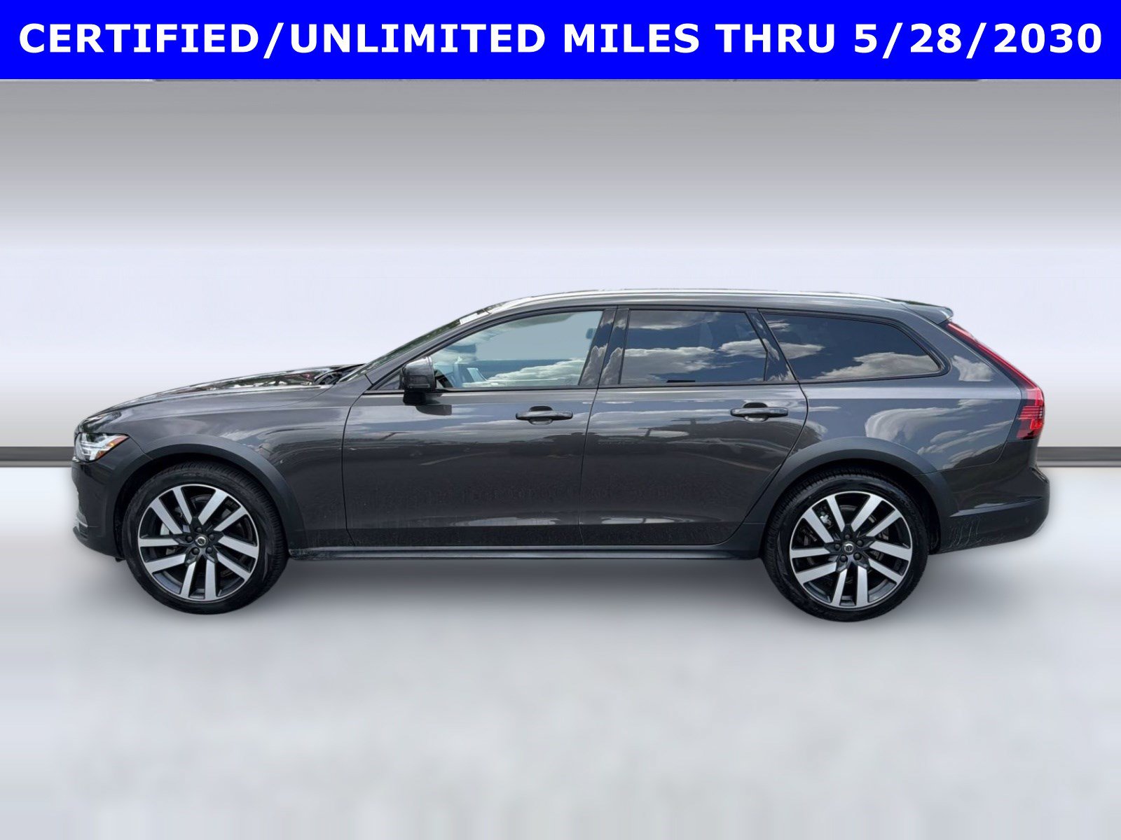 V90 Cross Country B6 Ultra Wagon