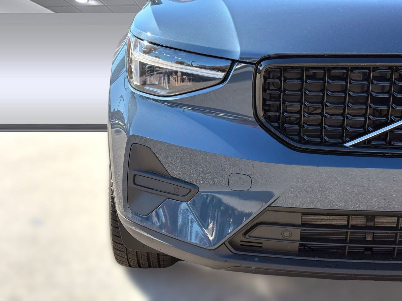 2026 Volvo XC40 Core - Photo 11