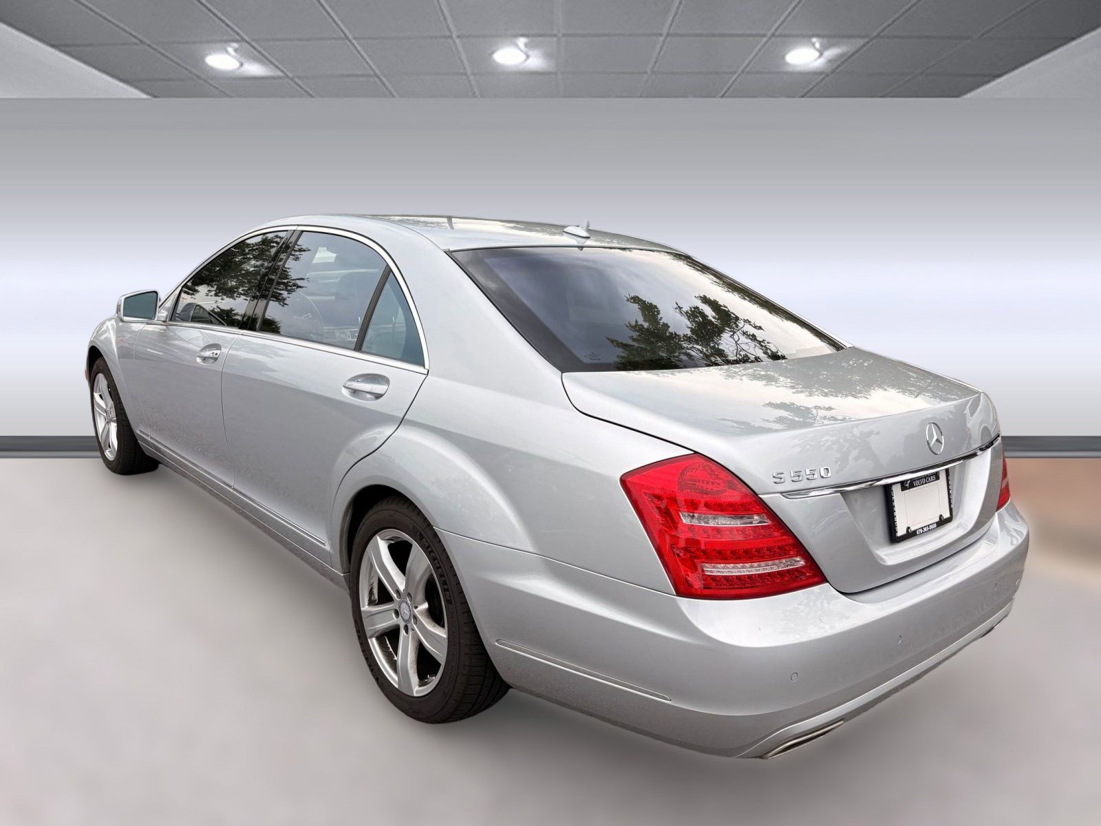 2011 Mercedes Benz S 550 photo 2