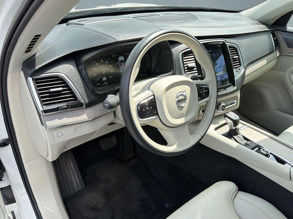 Certified 2022 Volvo XC90 T6 Inscription 7 Passenger SUV