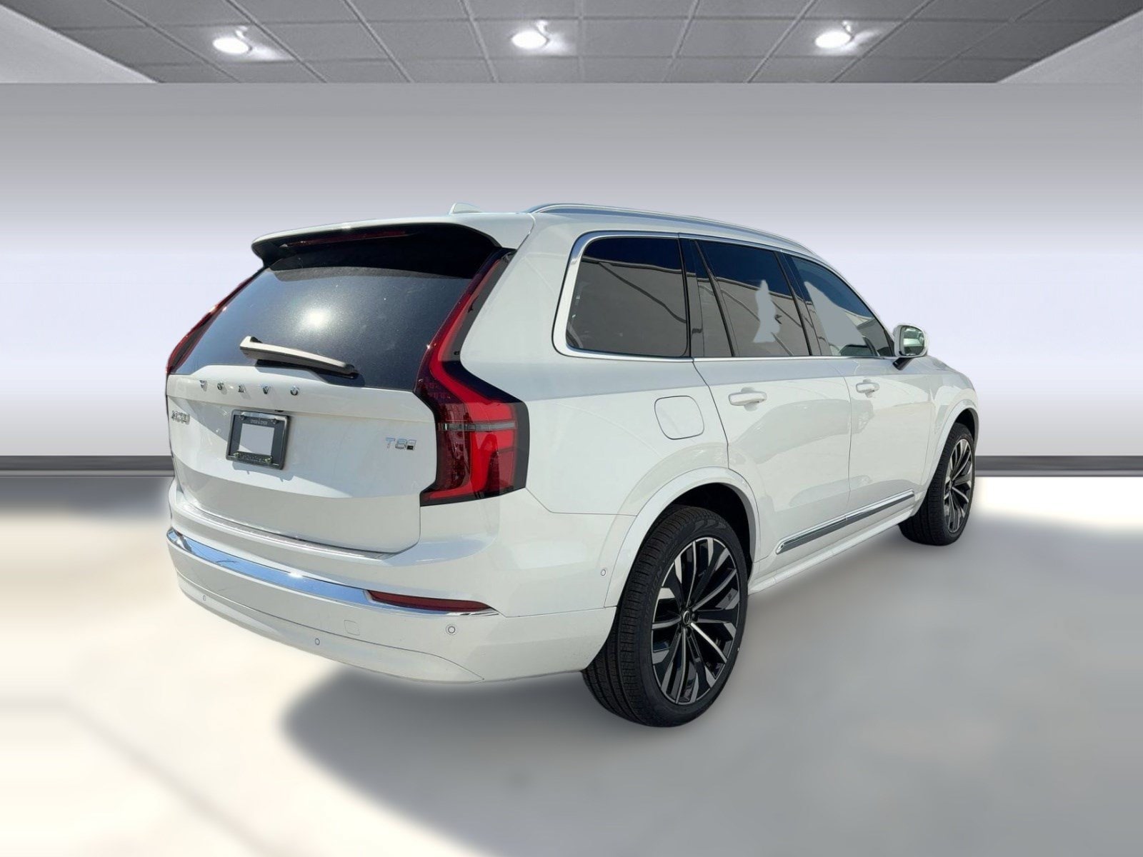 2026 Volvo XC90 Plus - Photo 9