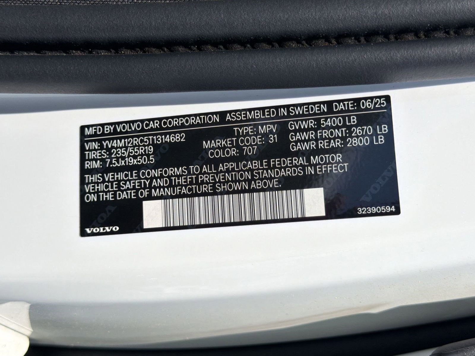2026 Volvo XC60 Plus - Photo 20