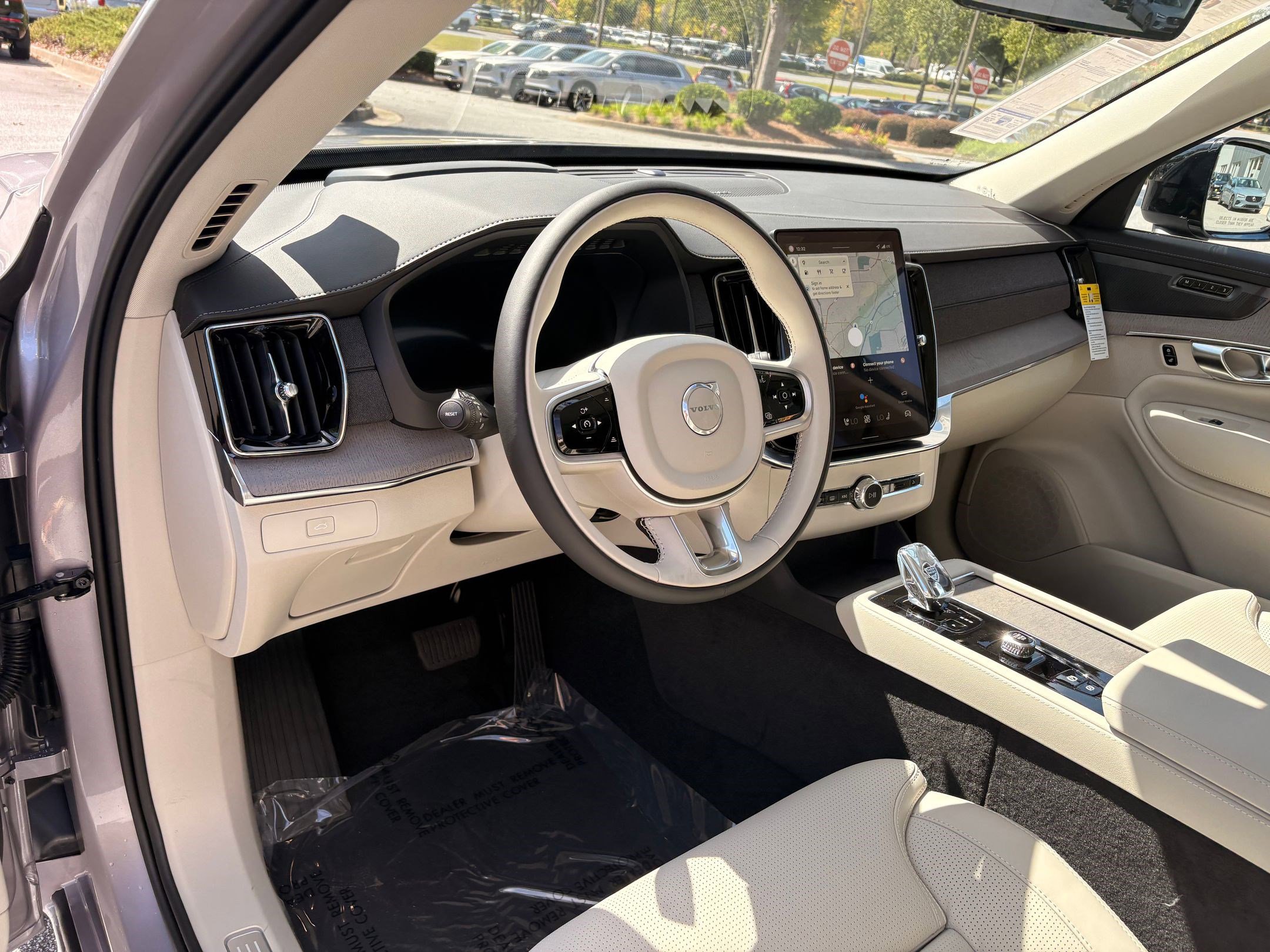 2026 Volvo XC90 AWD photo 4