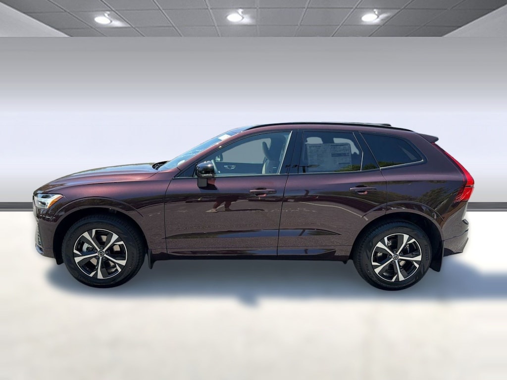 New 2026 Volvo XC60 B5 Core SUV