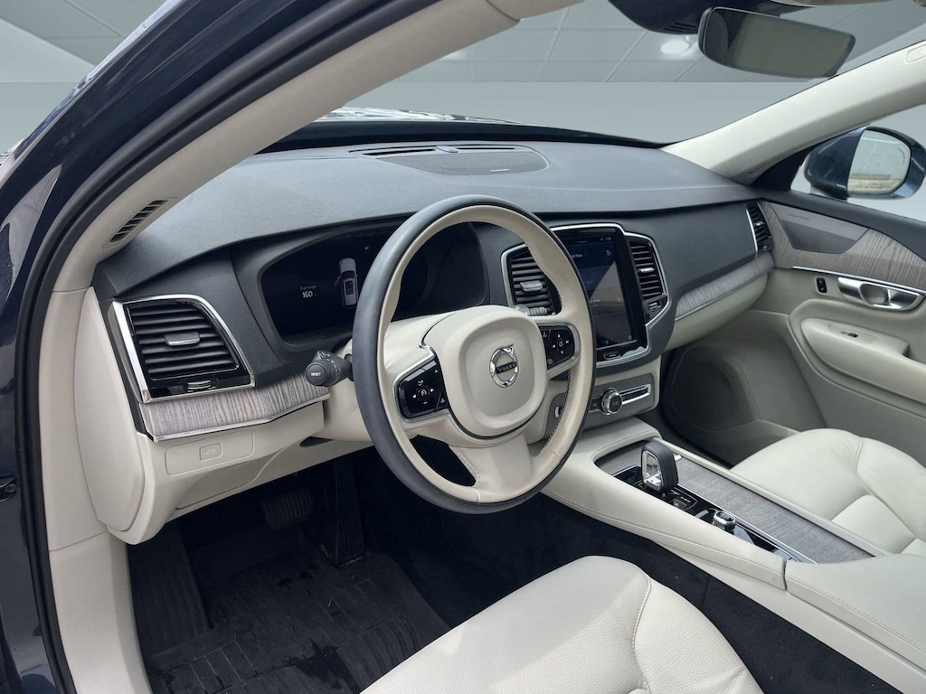 Certified 2024 Volvo XC90 B6 Plus 7 Passenger B6 AWD Plus Bright Theme 7P