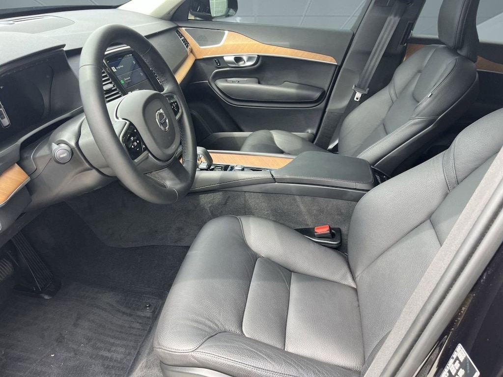Certified 2024 Volvo XC90 B6 Plus 7 Passenger B6 AWD Plus Bright Theme 7P