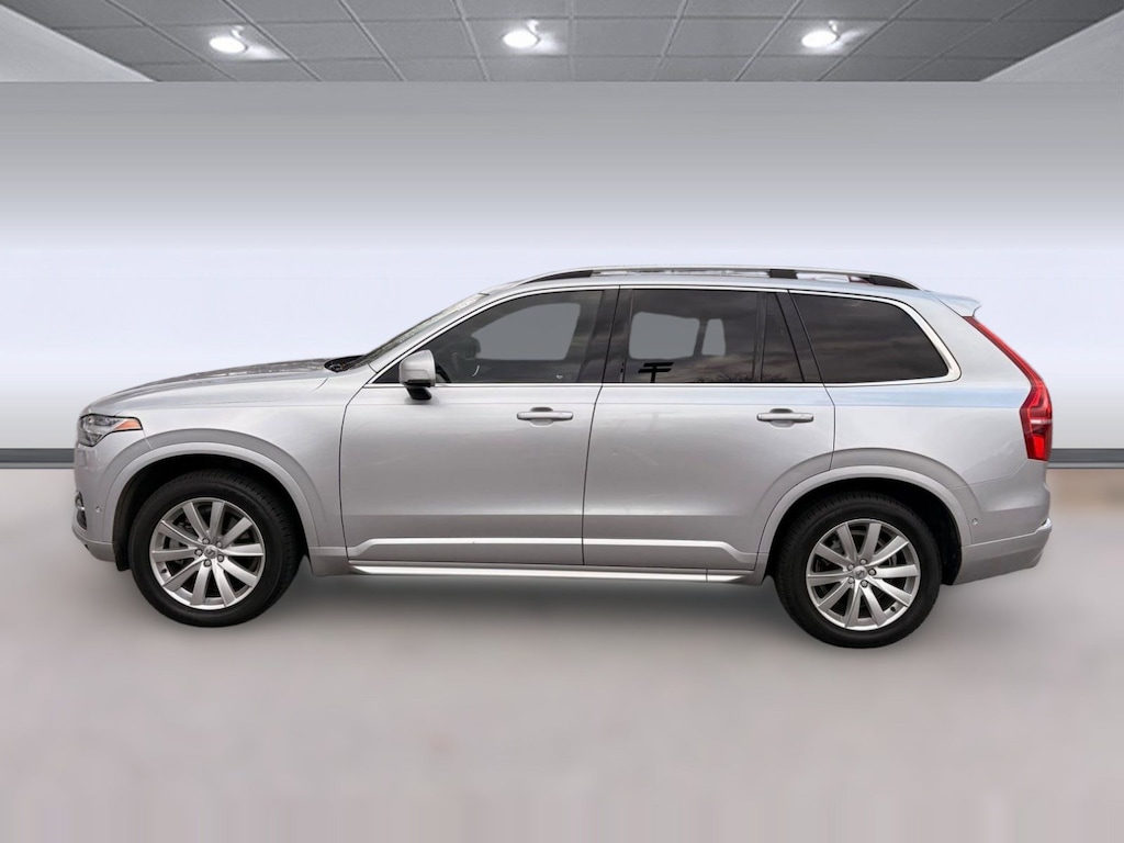 Used 2018 Volvo XC90 T6 Momentum 7 Passenger T6 AWD 7-Passenger Momentum