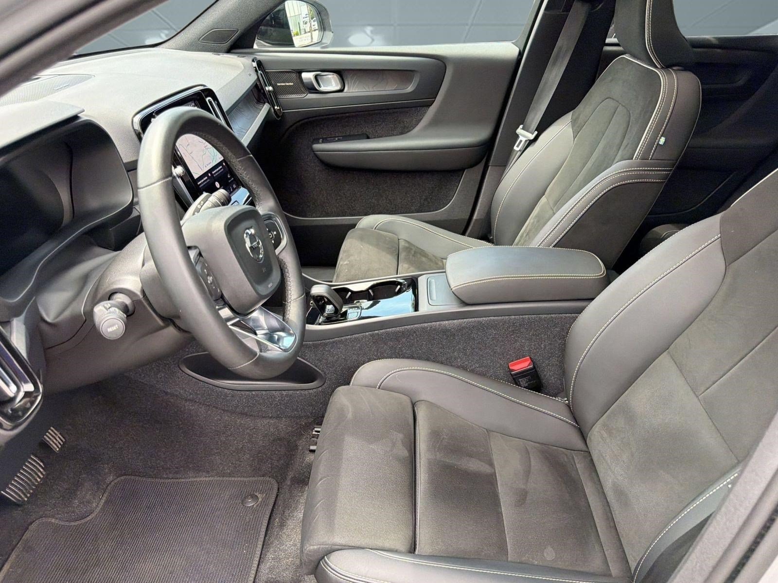 C40 Recharge Pure Electric Ultimate SUV