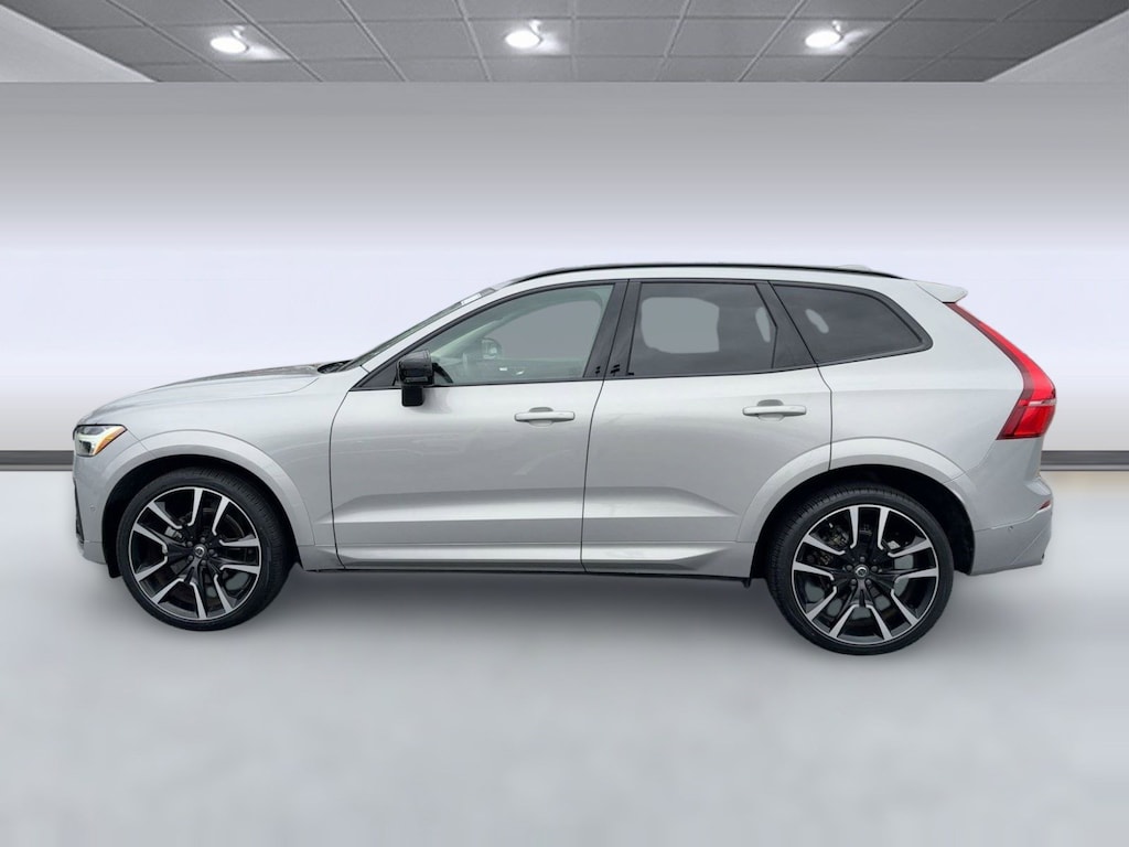 Certified 2023 Volvo XC60 B5 Ultimate B5 FWD Ultimate Dark Theme