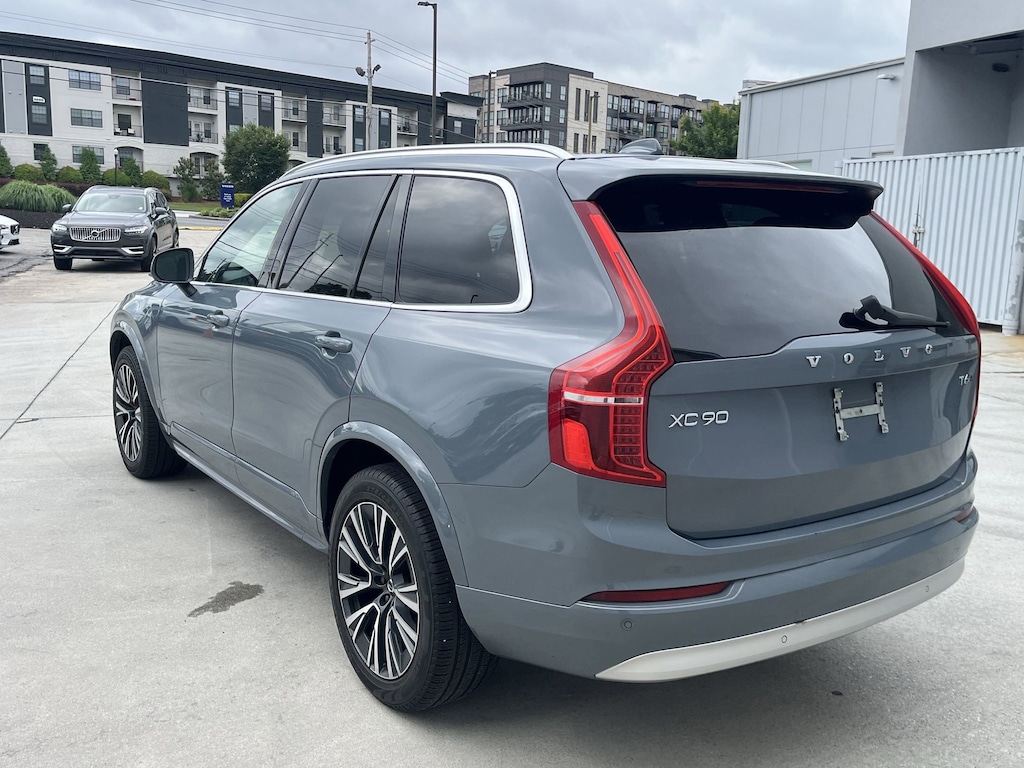 Certified 2022 Volvo XC90 T6 Momentum 7 Passenger T6 AWD Momentum 7P