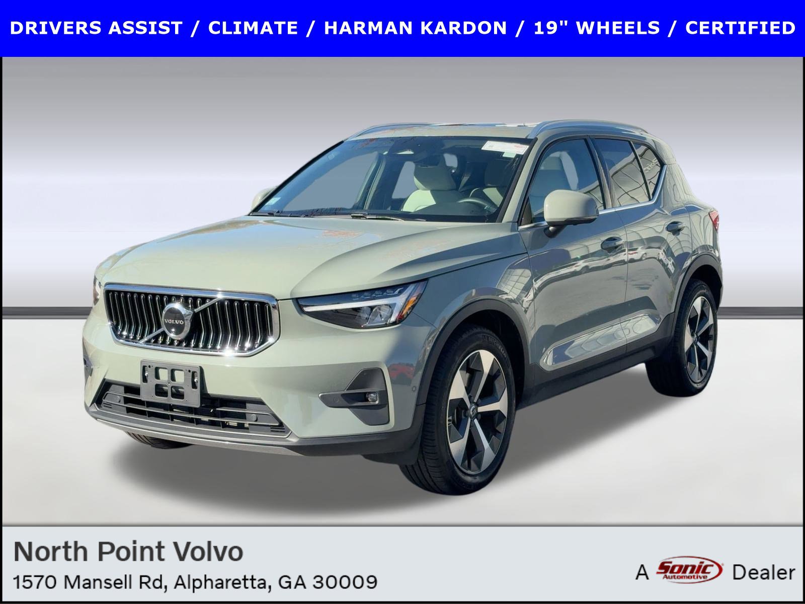 2023 Volvo XC40 Plus