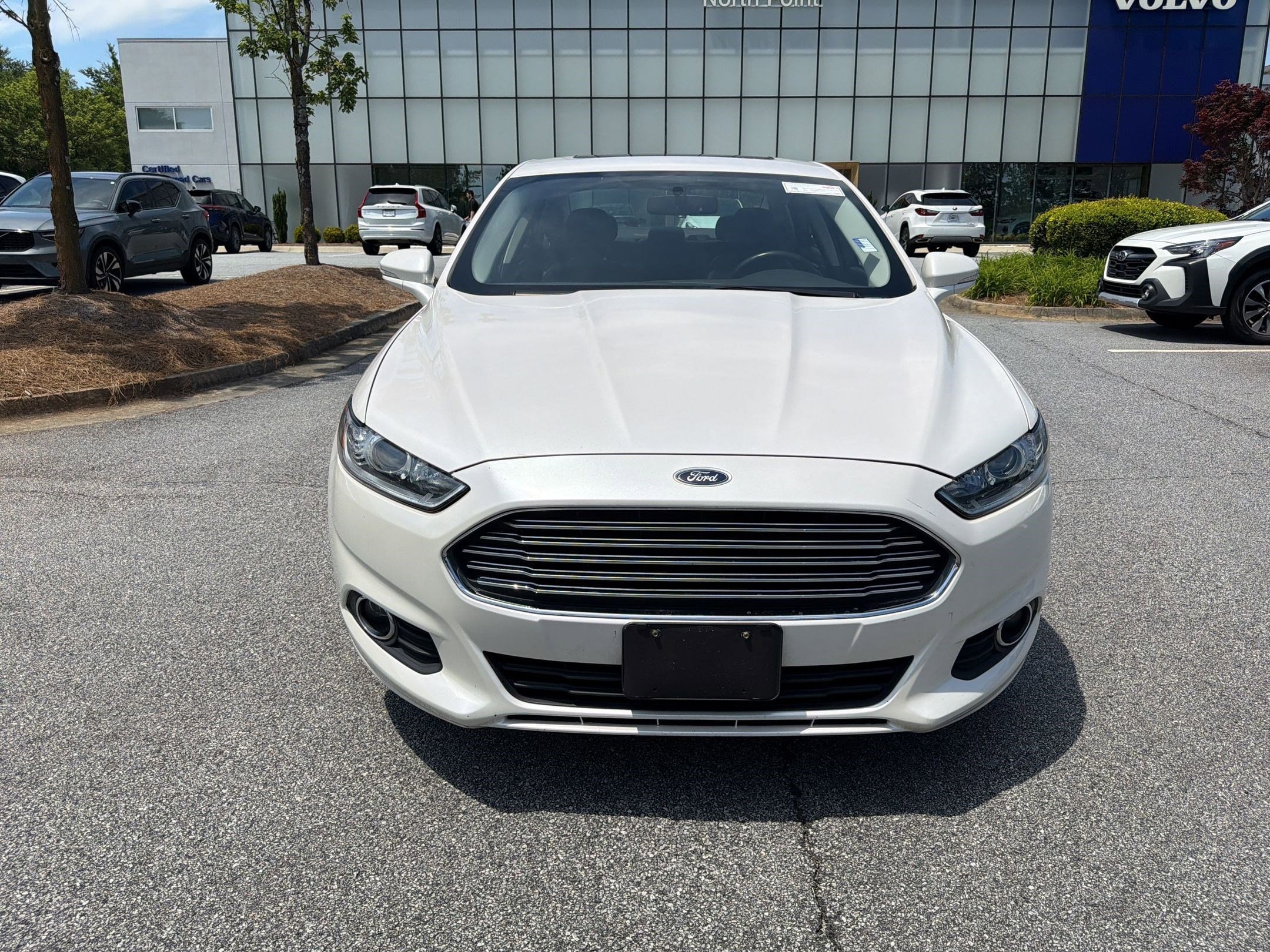 Fusion Energi SE Luxury Sedan