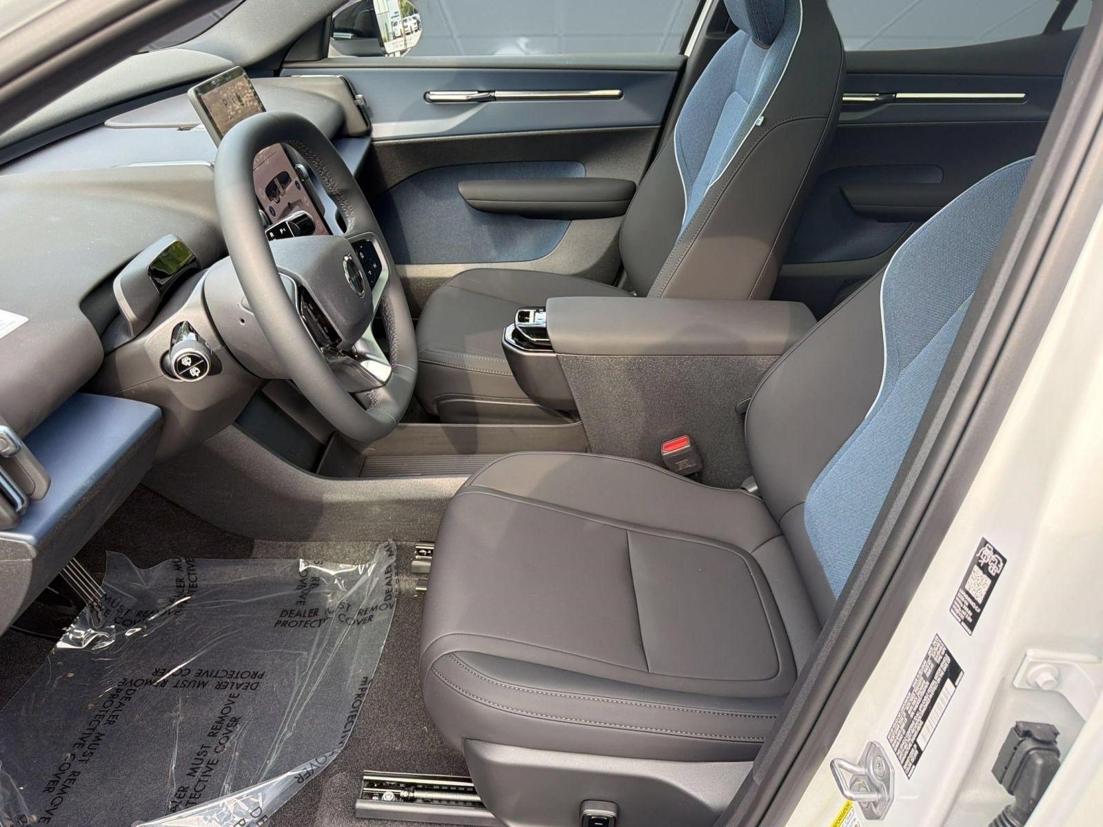 EX30 Twin Motor Ultra SUV