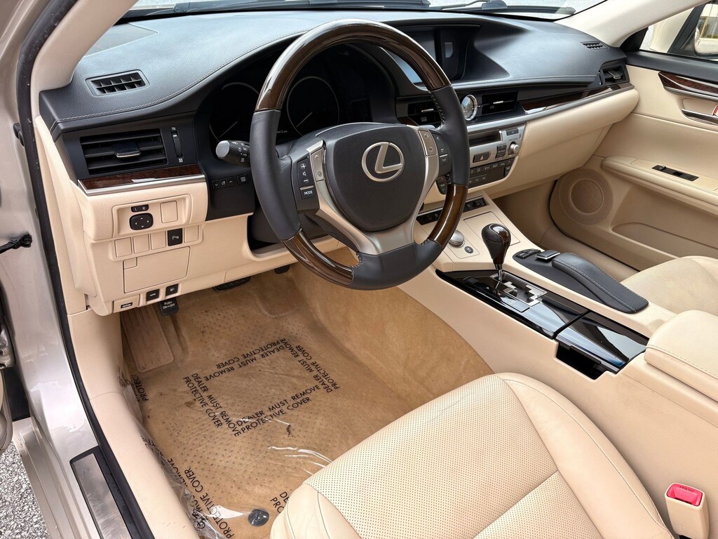 Used 2013 Lexus ES 350 4dr Sdn Sedan