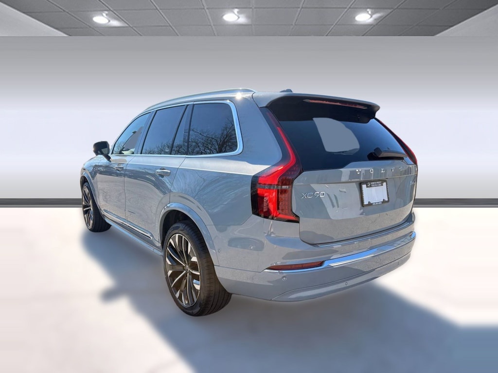 New 2026 Volvo XC90 B6 Plus 7-Seater SUV