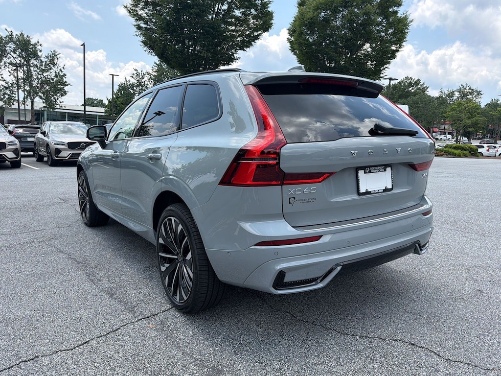 New 2026 Volvo XC60 plug-in hybrid T8 Ultra SUV