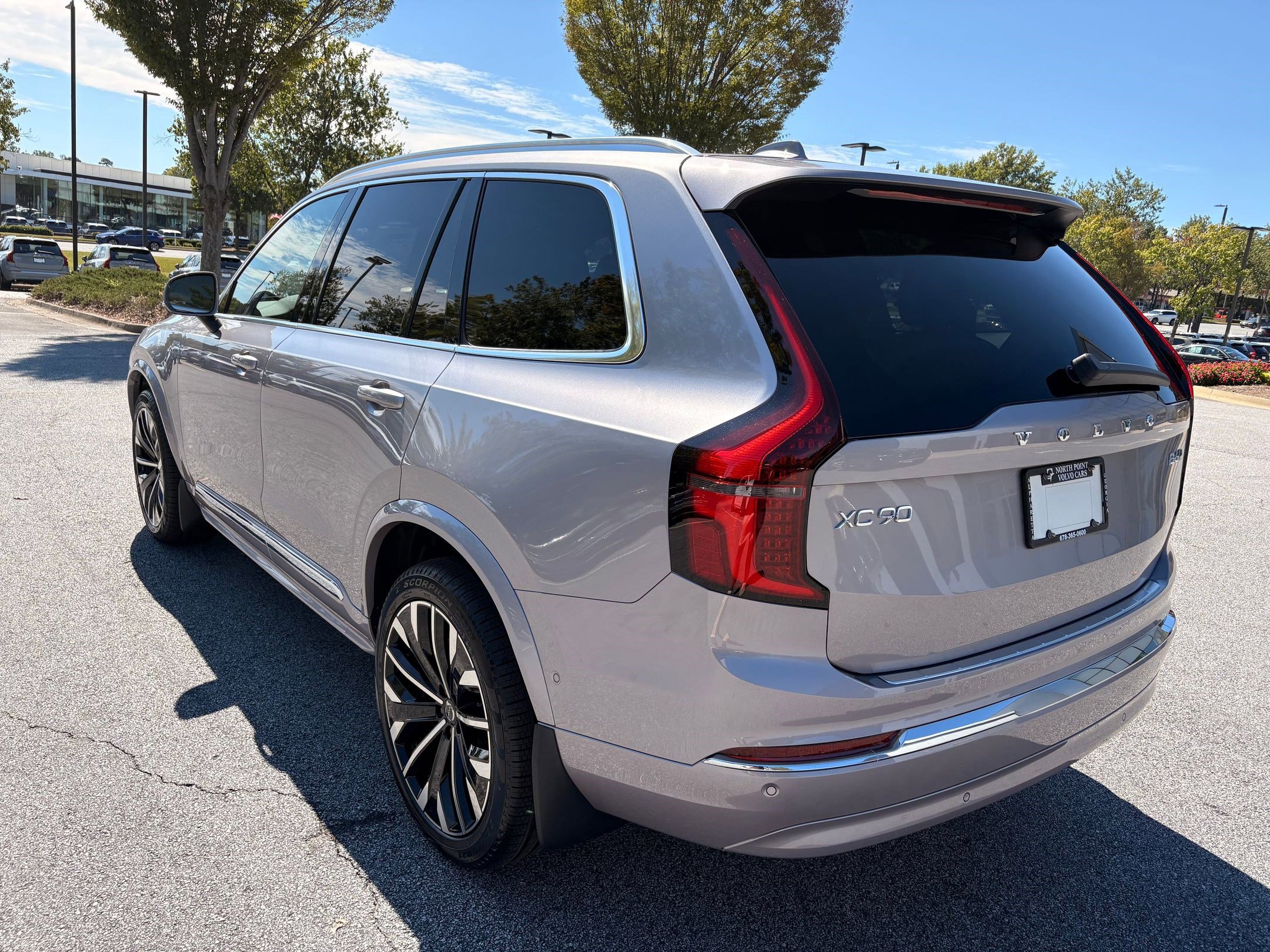 2026 Volvo XC90 Plus AWD photo 2
