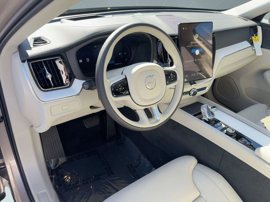 New 2026 Volvo XC60 B5 Ultra SUV