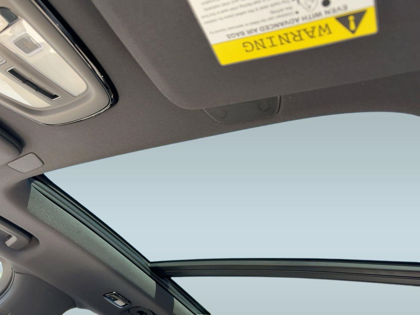 2026 Volvo XC90 Plus - Photo 16