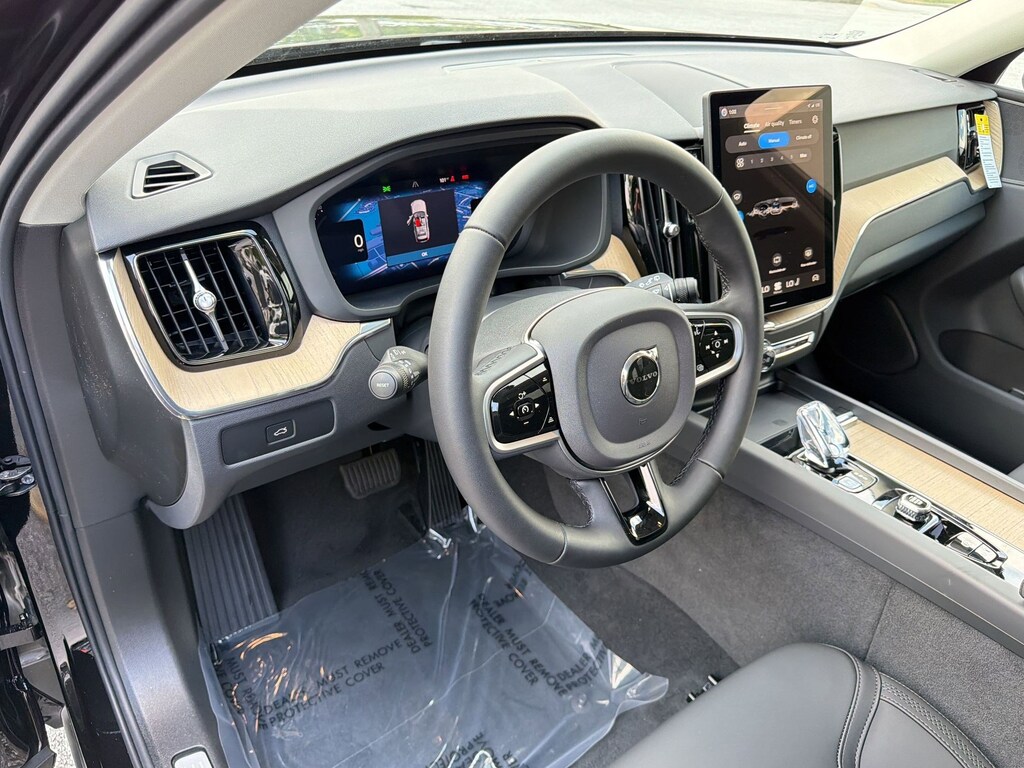New 2026 Volvo XC60 B5 Plus SUV
