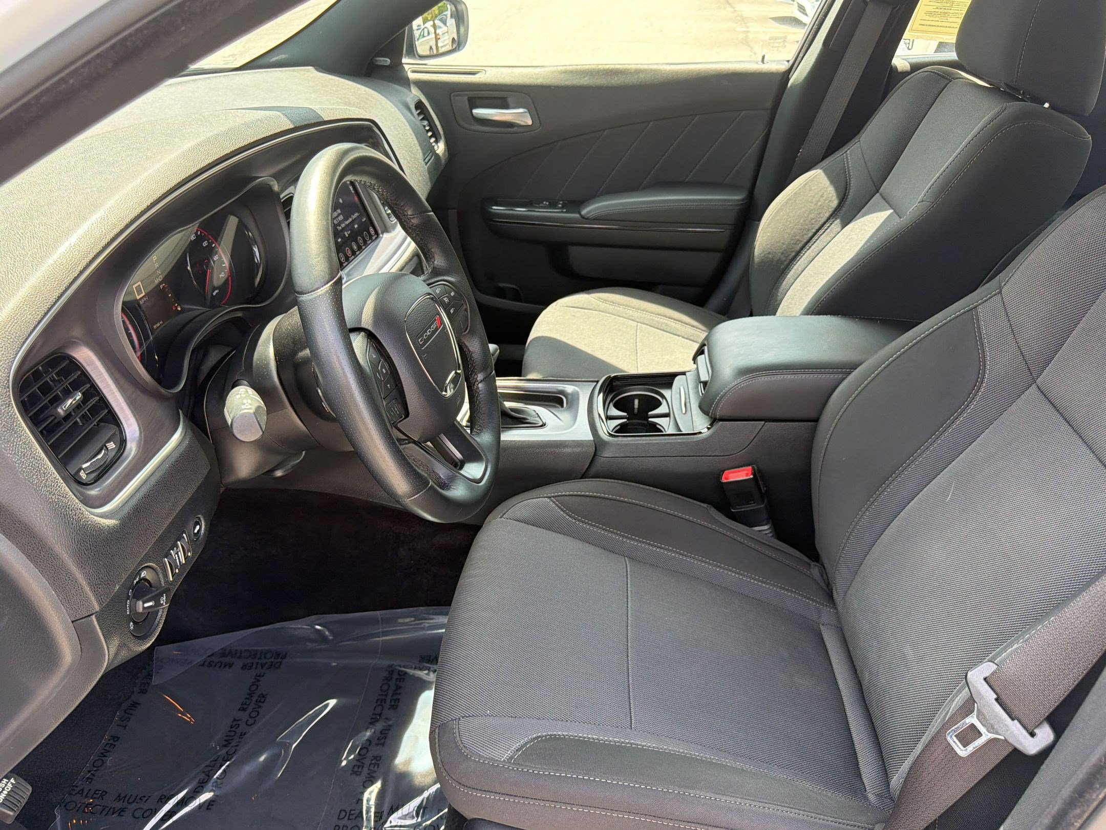Charger SXT Sedan