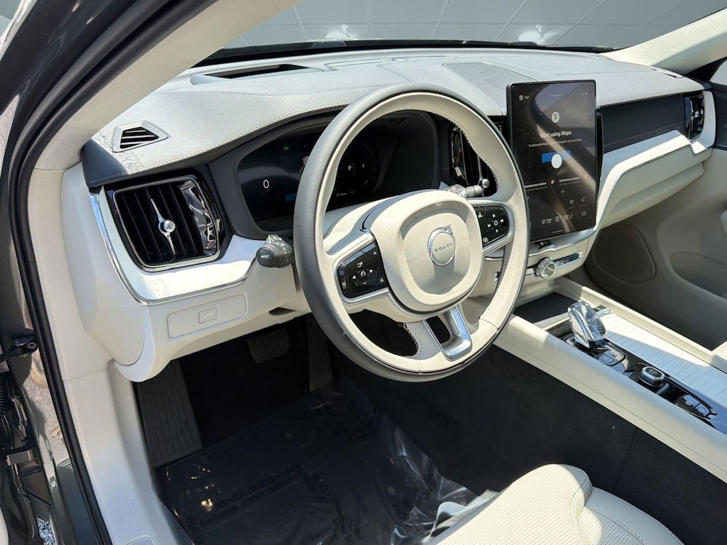 New 2026 Volvo XC60 B5 Ultra SUV