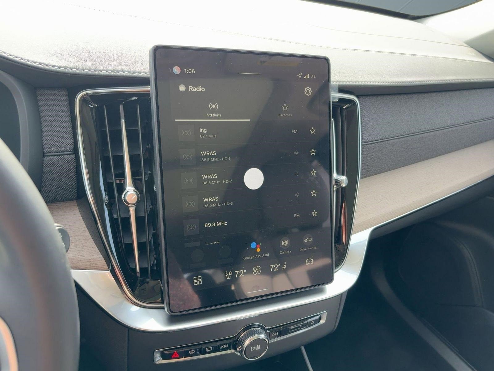 2026 Volvo XC90 Plus - Photo 23