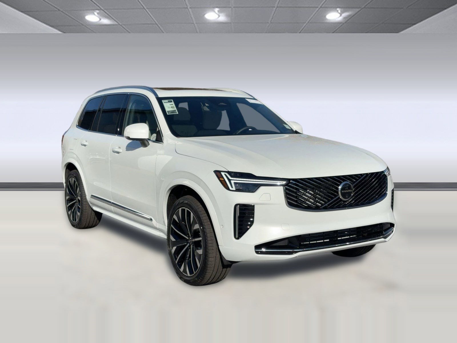 2026 Volvo XC90 Plus - Photo 7