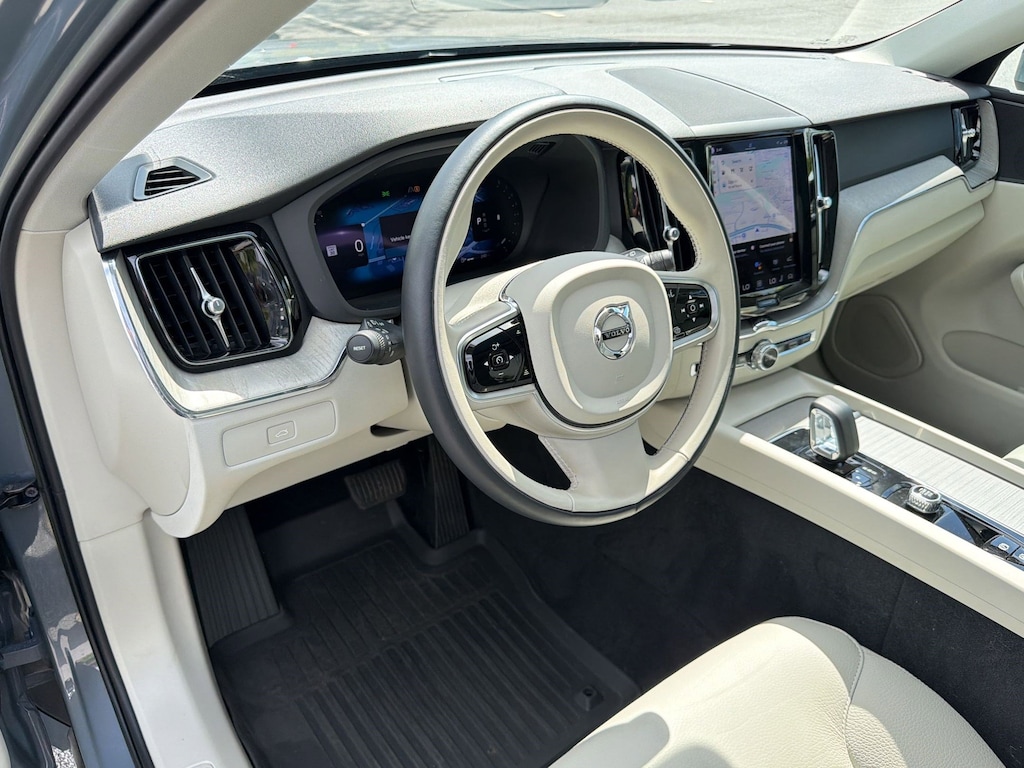 Used 2023 Volvo XC60 B5 Plus SUV